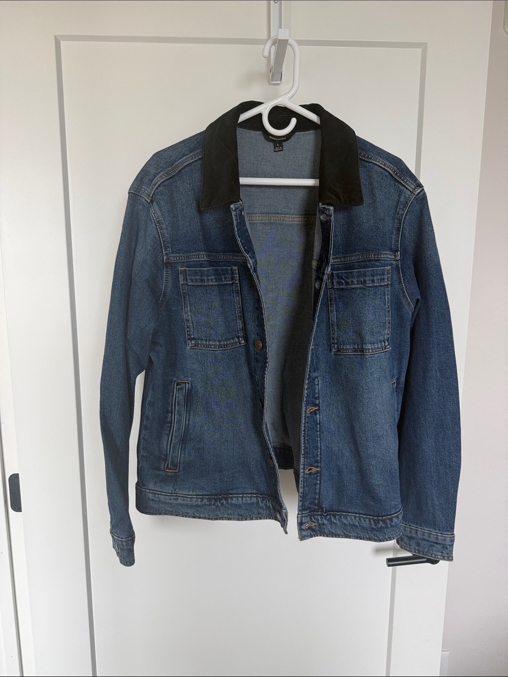 Men's Blue Denim Jacket with Corduroy Collar
